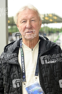 Benefiz-Fußballspiel 'Kicken mit Stars' in Hannover