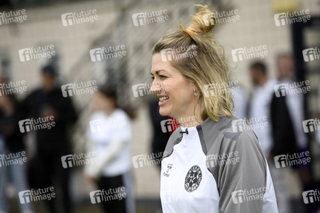 Benefiz-Fußballspiel 'Kicken mit Stars' in Hannover