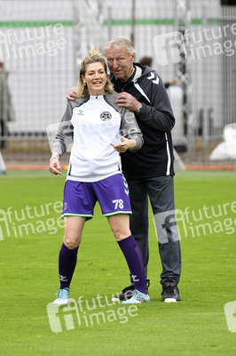 Benefiz-Fußballspiel 'Kicken mit Stars' in Hannover
