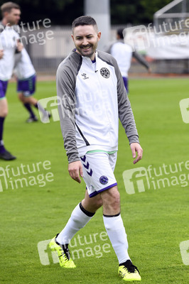 Benefiz-Fußballspiel 'Kicken mit Stars' in Hannover