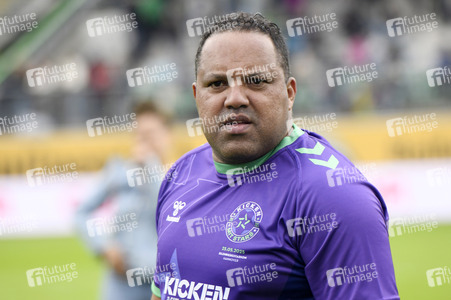 Benefiz-Fußballspiel 'Kicken mit Stars' in Hannover