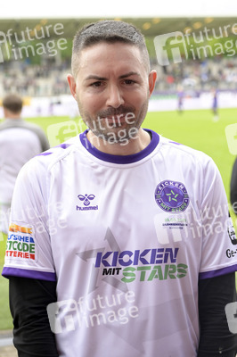 Benefiz-Fußballspiel 'Kicken mit Stars' in Hannover