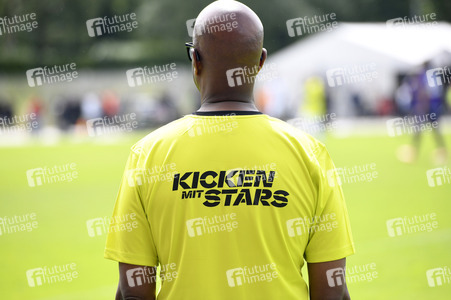 Benefiz-Fußballspiel 'Kicken mit Stars' in Hannover