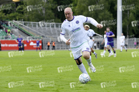 Benefiz-Fußballspiel 'Kicken mit Stars' in Hannover