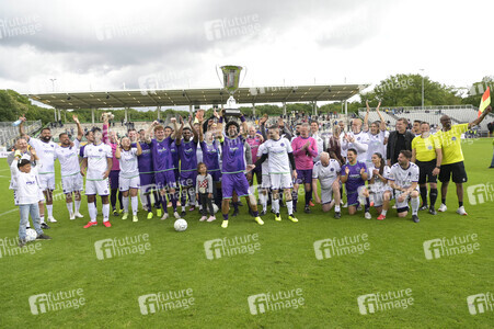 Benefiz-Fußballspiel 'Kicken mit Stars' in Hannover