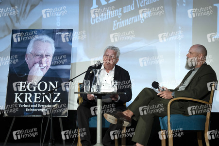 Buchvorstellung mit Egon Krenz in Berlin