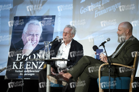 Buchvorstellung mit Egon Krenz in Berlin