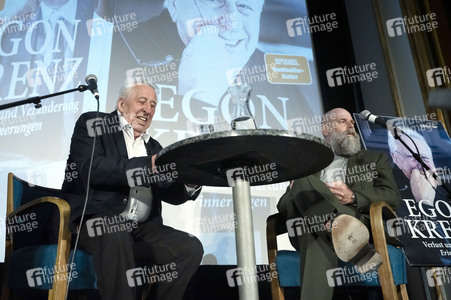 Buchvorstellung mit Egon Krenz in Berlin