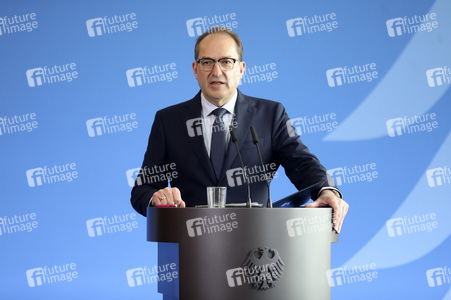 Pressestatement von Alexander Dobrindt in Berlin