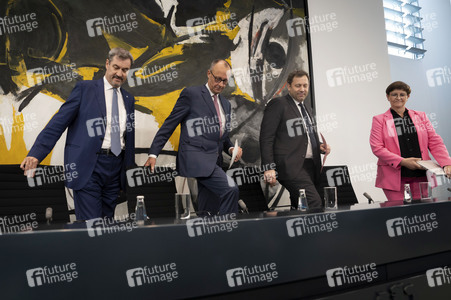 Pressekonferenz nach der ersten Sitzung des Koalitionsausschusses in Berlin