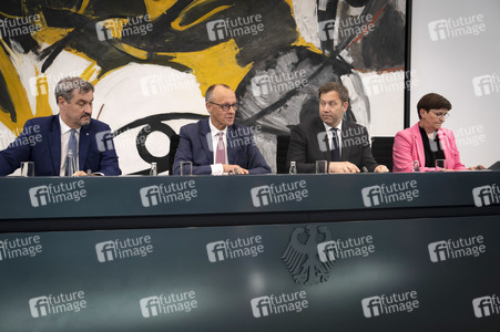 Pressekonferenz nach der ersten Sitzung des Koalitionsausschusses in Berlin