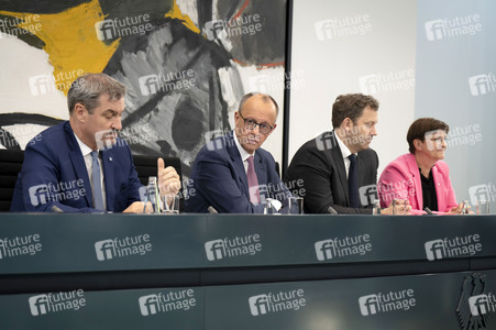 Pressekonferenz nach der ersten Sitzung des Koalitionsausschusses in Berlin