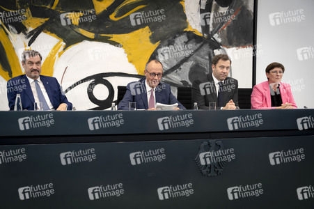 Pressekonferenz nach der ersten Sitzung des Koalitionsausschusses in Berlin