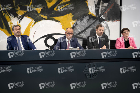 Pressekonferenz nach der ersten Sitzung des Koalitionsausschusses in Berlin