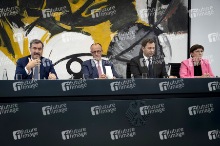 Pressekonferenz nach der ersten Sitzung des Koalitionsausschusses in Berlin