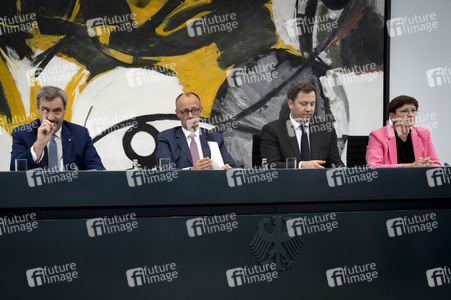 Pressekonferenz nach der ersten Sitzung des Koalitionsausschusses in Berlin