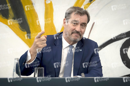 Pressekonferenz nach der ersten Sitzung des Koalitionsausschusses in Berlin