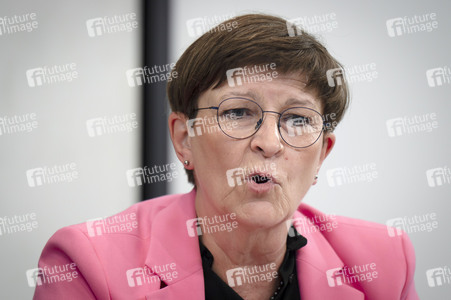 Pressekonferenz nach der ersten Sitzung des Koalitionsausschusses in Berlin