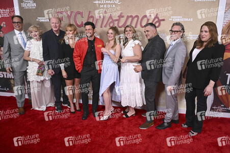 Präsenttion 'Holiday Touchdown: A Chiefs Love Story' und 'Finding Mr. Christmas'