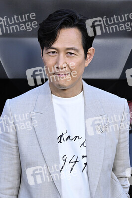 Season 2 Screaning 'Squid Game' in Los Angeles