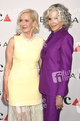 MOCA Gala 2025 in Los Angeles