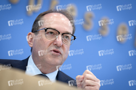 Bundespressekonferenz zur Vorstellung des BKA-Bundeslagebildes Cybercrime 2024 in Berlin