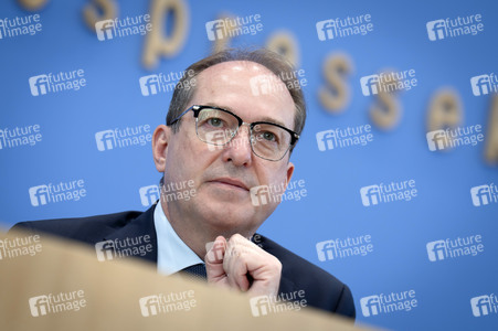 Bundespressekonferenz zur Vorstellung des BKA-Bundeslagebildes Cybercrime 2024 in Berlin