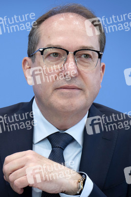 Bundespressekonferenz zur Vorstellung des BKA-Bundeslagebildes Cybercrime 2024 in Berlin