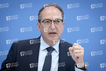 Bundespressekonferenz zur Vorstellung des BKA-Bundeslagebildes Cybercrime 2024 in Berlin