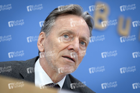 Bundespressekonferenz zur Vorstellung des BKA-Bundeslagebildes Cybercrime 2024 in Berlin