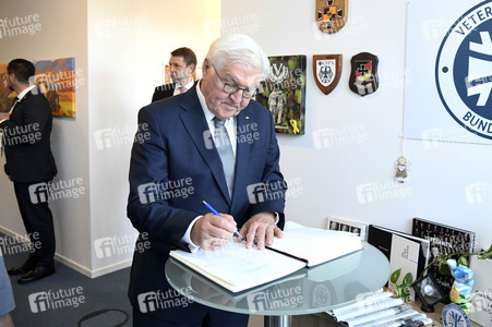 Besuch des Bundespräsidenten im Veteranenbüro der Bundeswehr in Berlin