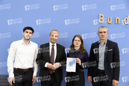 Bundespressekonferenz zum Jahresbericht Antisemitische Vorfälle in Deutschland 2024 in Berlin
