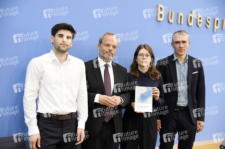 Bundespressekonferenz zum Jahresbericht Antisemitische Vorfälle in Deutschland 2024 in Berlin