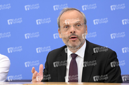 Bundespressekonferenz zum Jahresbericht Antisemitische Vorfälle in Deutschland 2024 in Berlin