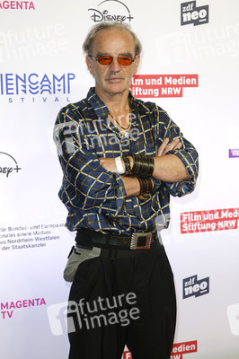 Serienpremiere 'Hundertdreizehn' auf dem Seriencamp Festival 2025 in Köln