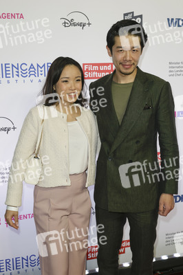 Serienpremiere 'Hundertdreizehn' auf dem Seriencamp Festival 2025 in Köln