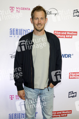 Serienpremiere 'Hundertdreizehn' auf dem Seriencamp Festival 2025 in Köln