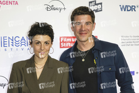 Serienpremiere 'Hundertdreizehn' auf dem Seriencamp Festival 2025 in Köln