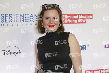 Serienpremiere 'Hundertdreizehn' auf dem Seriencamp Festival 2025 in Köln