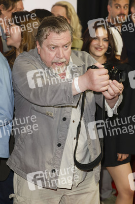 Serienpremiere 'Hundertdreizehn' auf dem Seriencamp Festival 2025 in Köln