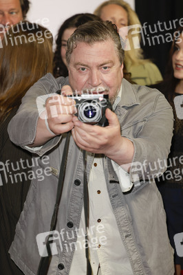 Serienpremiere 'Hundertdreizehn' auf dem Seriencamp Festival 2025 in Köln