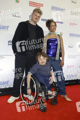 Serienpremiere 'Hundertdreizehn' auf dem Seriencamp Festival 2025 in Köln