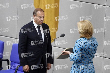 10. Sitzung des Deutschen Bundestages in Berlin