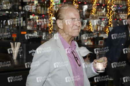 Songpremiere mit Michael Holm in Hamburg