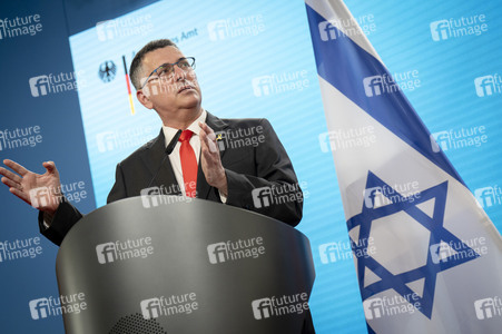 Pressekonferenz der Außenminister von Deutschland und Israel in Berlin