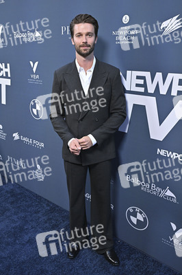 Verleihung der Breakout Awards, Newport Beach TV Fest