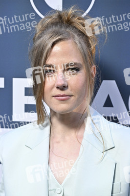 Verleihung der Breakout Awards, Newport Beach TV Fest