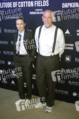 Theaterpremiere 'Solitude of Cotton Fields - In der Einsamkeit der Baumwollfelder' in Berlin