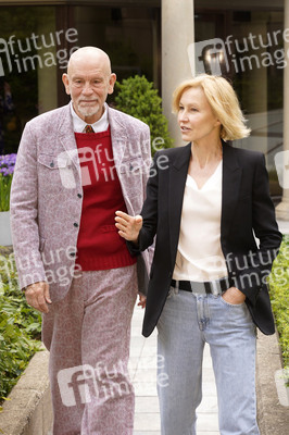 Pressekonferenz mit John Malkovich und Ingeborga Dapkunaite in Berlin