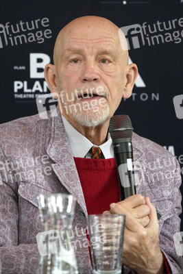 Pressekonferenz mit John Malkovich und Ingeborga Dapkunaite in Berlin